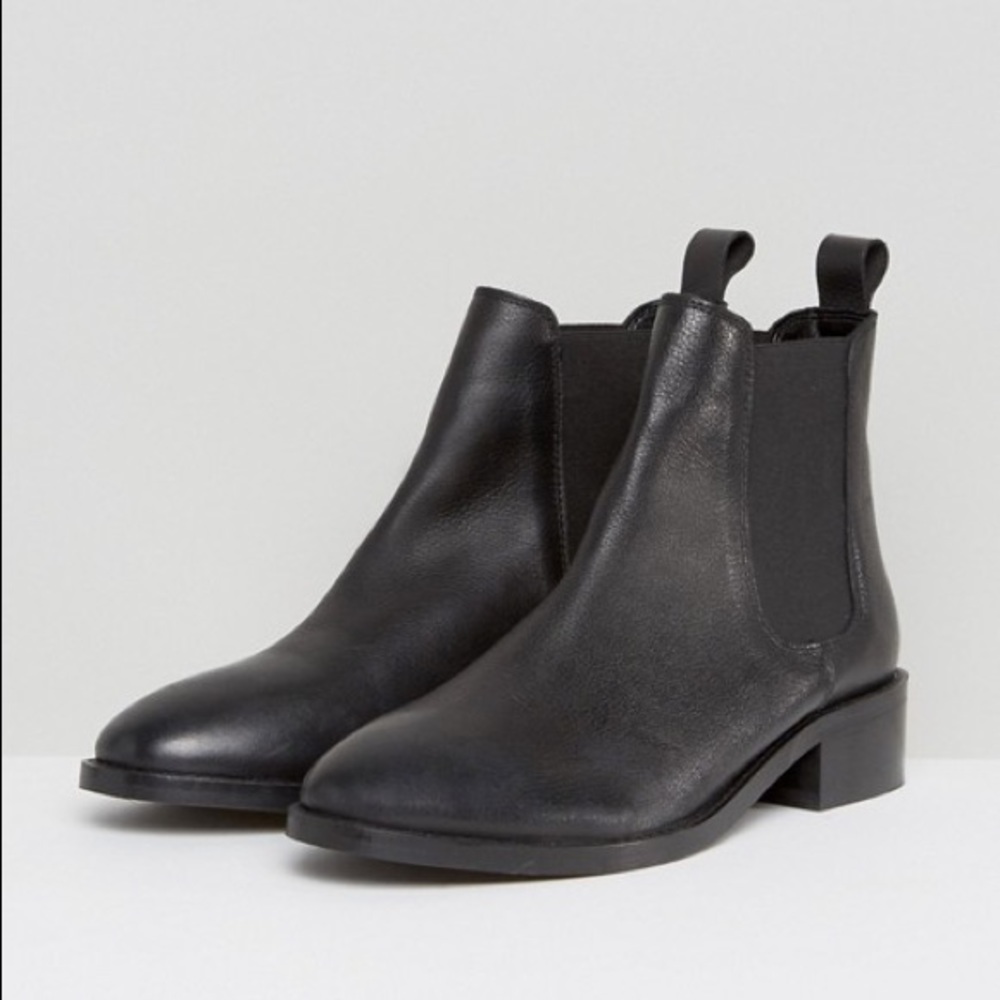ASOS ABSOLUTE Leather Chelsea Ankle Boots
